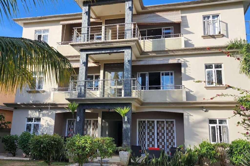 Number 9, 2Nd Floor,Pebble Bay Appartments Grand Baie Exterior foto